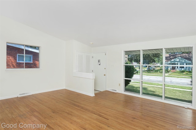 2931 N Main St, Royal Oak, MI 48073 - unfurnished room with light wood finished floors and baseboards