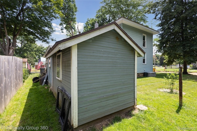 204 W Caroline St, Bellevue, MI 49021 - view of outbuilding