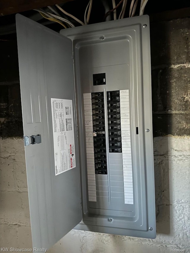 1828 N Lafayette Ave, Royal Oak, MI 48073 - utilities featuring electric panel