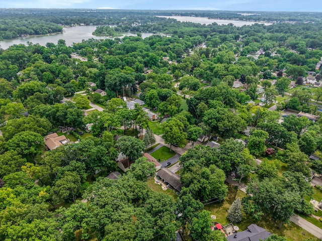 5674 Brunswick Blvd, Waterford, MI 48327 - bird's eye view of a large body of water