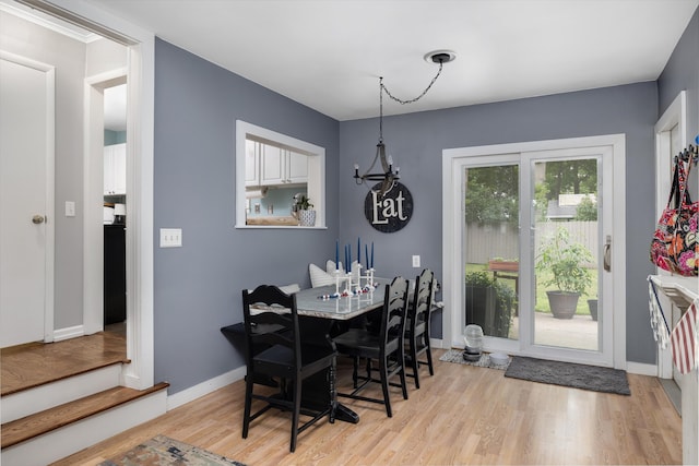 5674 Brunswick Blvd, Waterford, MI 48327 - dining area with wood finished floors