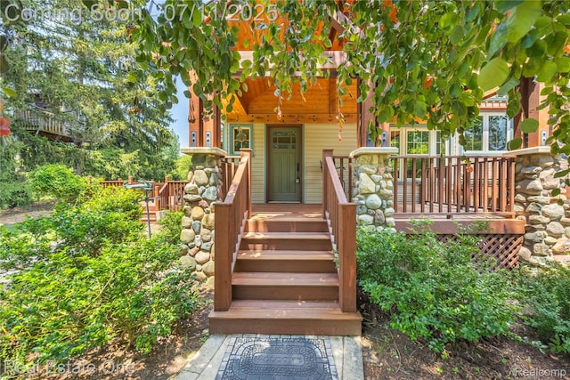 25740 Farmbrook Rd, Southfield, MI 48034 - view of exterior entry featuring covered porch