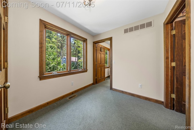 25740 Farmbrook Rd, Southfield, MI 48034 - carpeted empty room featuring baseboards