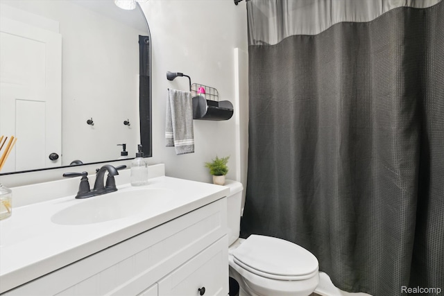 3416 Abbottsford Rd, Clyde, MI 48049 - bathroom featuring vanity and curtained shower