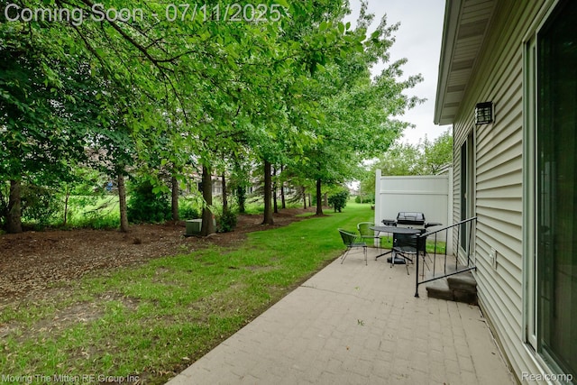 61001 Evergreen Ct, South Lyon, MI 48178 - view of patio / terrace