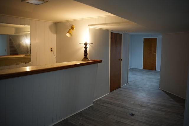 6422 Evergreen Rd, Detroit, MI 48228 - corridor featuring wood finished floors