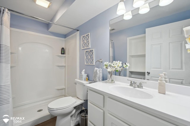 9164 Emily Dr, Davison, MI 48423 - bathroom with a shower with curtain and vanity