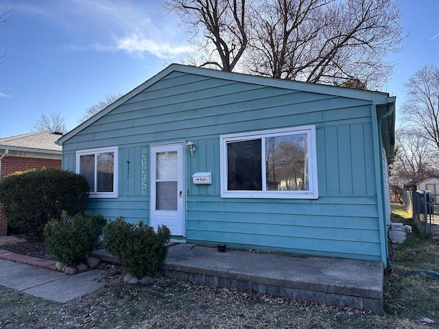 26235 Southwestern Hwy, Redford, MI 48239 - bungalow-style house with board and batten siding