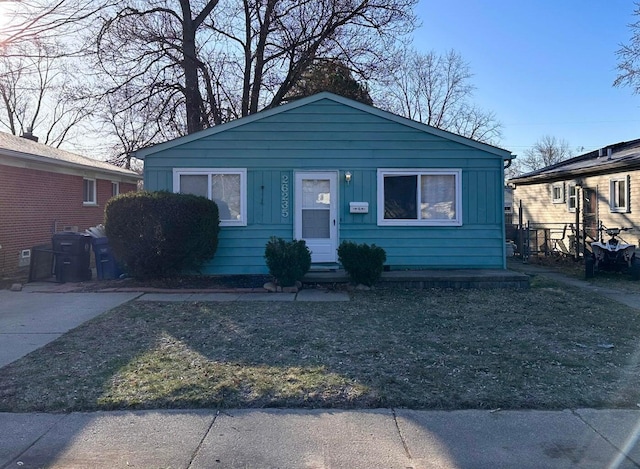 26235 Southwestern Hwy, Redford, MI 48239 - bungalow-style house with board and batten siding