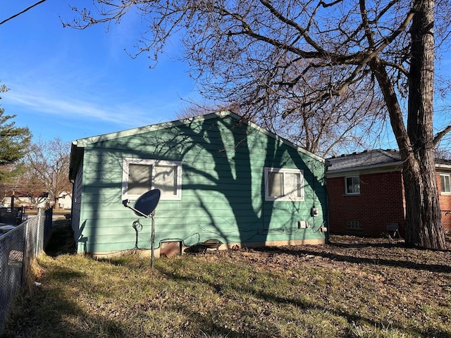 26235 Southwestern Hwy, Redford, MI 48239 - view of home's exterior