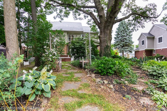 3845 Beechcrest, Rochester Hills, MI 48309 - view of yard