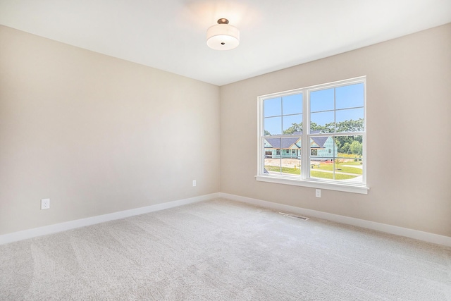9088 N 34th St, Richland, MI 49083 - unfurnished room with light colored carpet