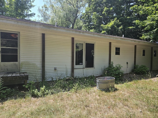 1936 W Cleveland, New Era, MI 49446 - view of side of home