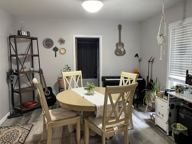 33 Abbott Ave, Coldwater, MI 49036 - dining room with wood finished floors