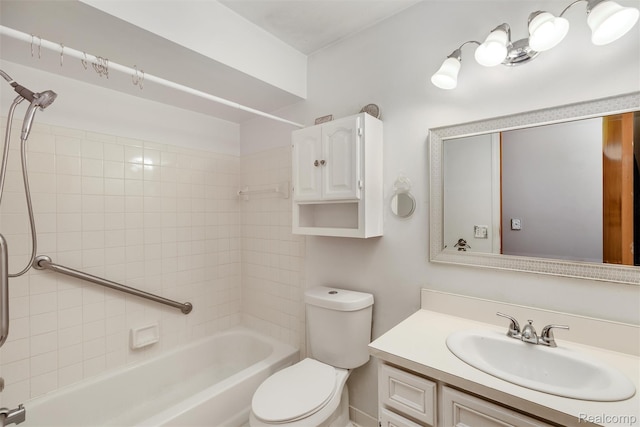 5419 Duke Ct, Warren, MI 48091 - bathroom featuring tub / shower combination and vanity