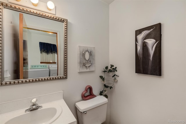 5419 Duke Ct, Warren, MI 48091 - bathroom with washer and dryer and vanity