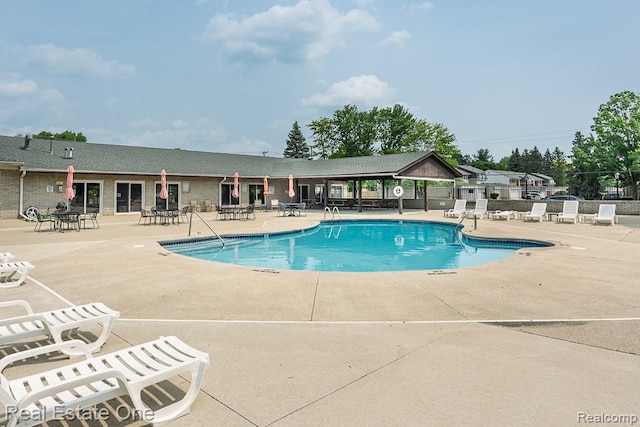 104 Manor Way Unit 1, Rochester Hills, MI 48309 - photo 1