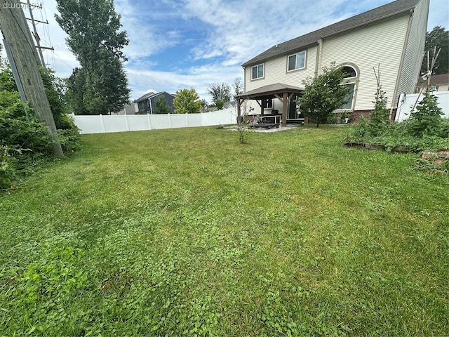 33555 Birchlawn, Westland, MI 48185 - view of yard featuring a gazebo