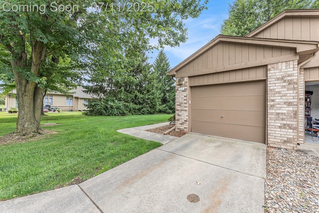 41455 Clinton Grove Dr, Clinton Township, MI 48038 - garage with concrete driveway