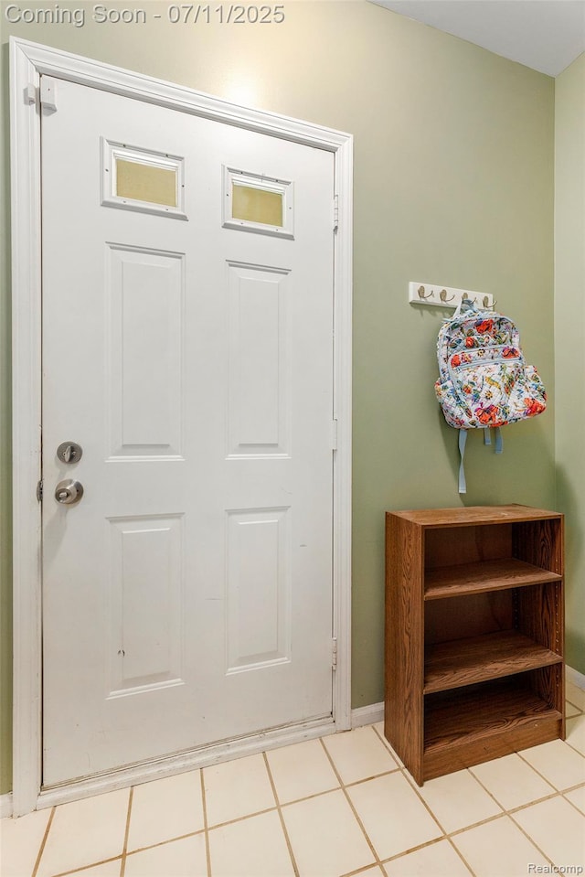 41455 Clinton Grove Dr, Clinton Township, MI 48038 - tiled foyer entrance featuring baseboards