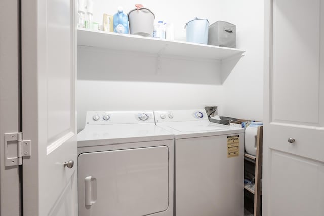 125 S Kalamazoo Mall Unit 603, Kalamazoo, MI 49007 - laundry area with washing machine and dryer