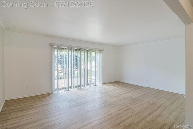 7924 Meadow Dr, Waterford, MI 48329 - unfurnished room featuring wood finished floors and crown molding