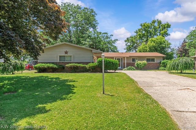 3196 Red Barn Rd, Flint, MI 48507 - photo 1