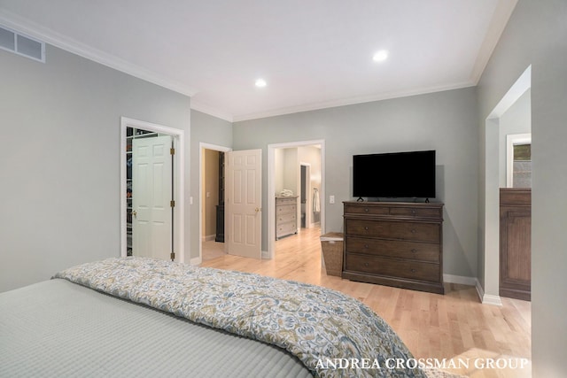 41 Bay Meadows Dr, Holland, MI 49424 - bedroom featuring wood finished floors, crown molding, recessed lighting, and a spacious closet