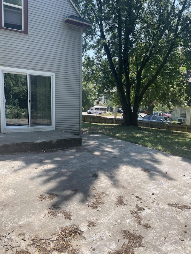 515 Hall St SE, Grand Rapids, MI 49507 - view of home's exterior featuring a patio
