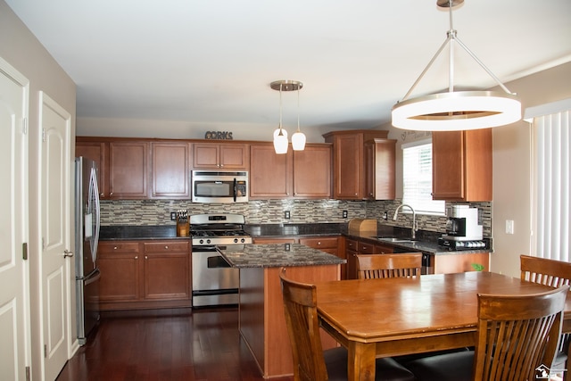 24641 Parklane Dr, Flat Rock, MI 48134 - photo 11