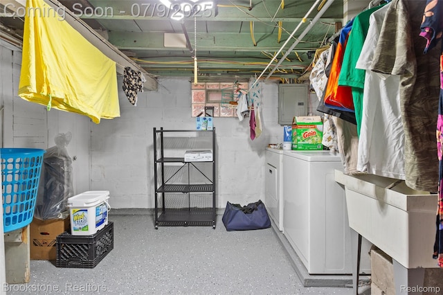3831 Casmere St, Hamtramck, MI 48212 - unfinished below grade area with electric panel and washer and dryer