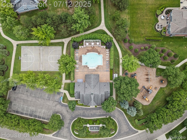 1767 Carriage Hl, Commerce Twp, MI 48382 - photo 57