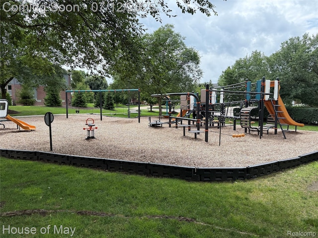 1767 Carriage Hl, Commerce Twp, MI 48382 - photo 59