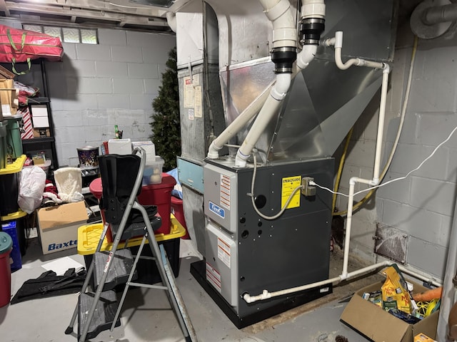 2728 Brook Dr, Kalamazoo, MI 49004 - utilities featuring heating unit