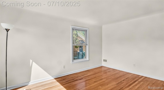2606 Willow St, Dearborn, MI 48124 - unfurnished room with wood finished floors and baseboards