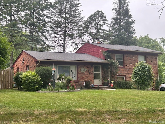 305 Goldengate St, Lake Orion, MI 48362 - tri-level home with brick siding