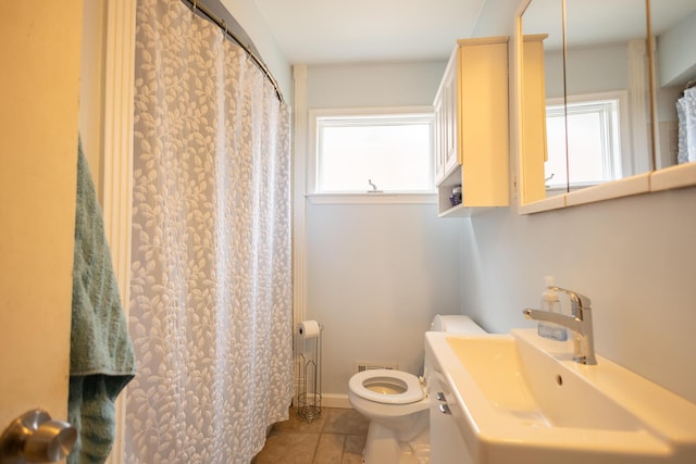 31124 Geraldine St, Westland, MI 48185 - bathroom featuring tile patterned floors and curtained shower