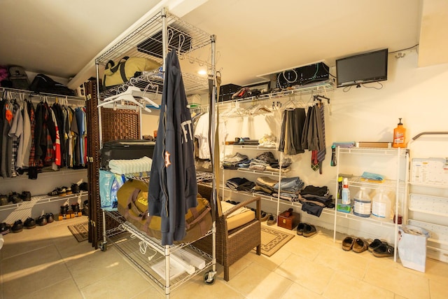 31124 Geraldine St, Westland, MI 48185 - spacious closet with tile patterned flooring
