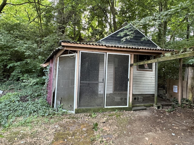 521 N 3rd St, Niles, MI 49120 - view of outdoor structure