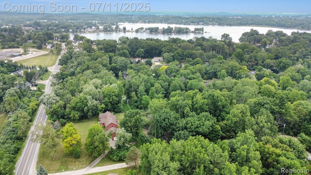161OXBOW Oxbow Lake Rd, White Lake, MI 48386 - aerial overview of property's location featuring a nearby body of water