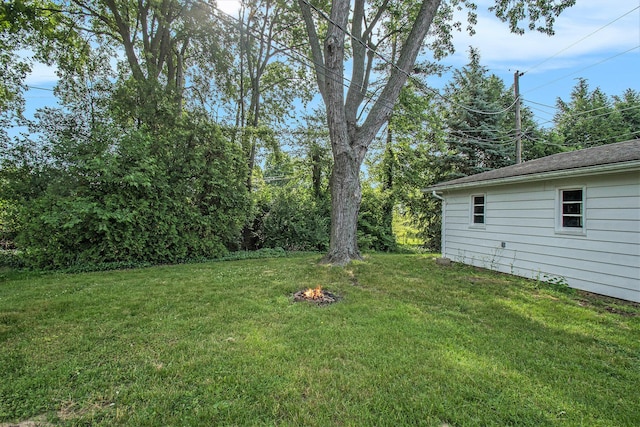 157 Elvern Dr, Coloma, MI 49038 - view of grassy yard