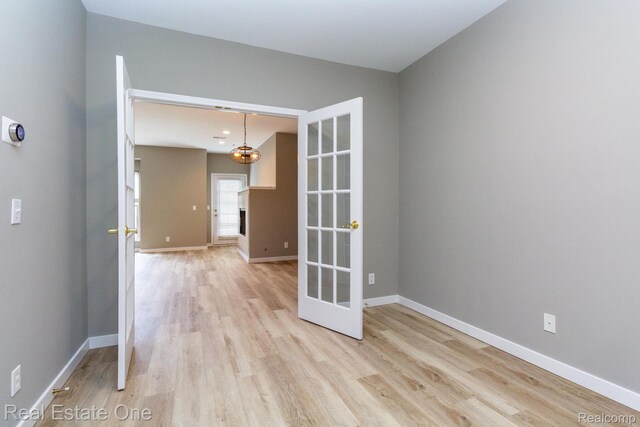 1429 Raliegh Pl, Troy, MI 48084 - photo 18