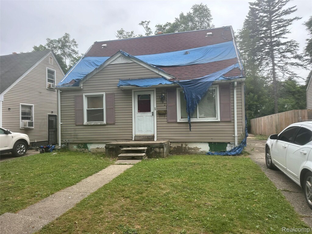 15921 Bramell St, Detroit, MI 48223 - photo 1