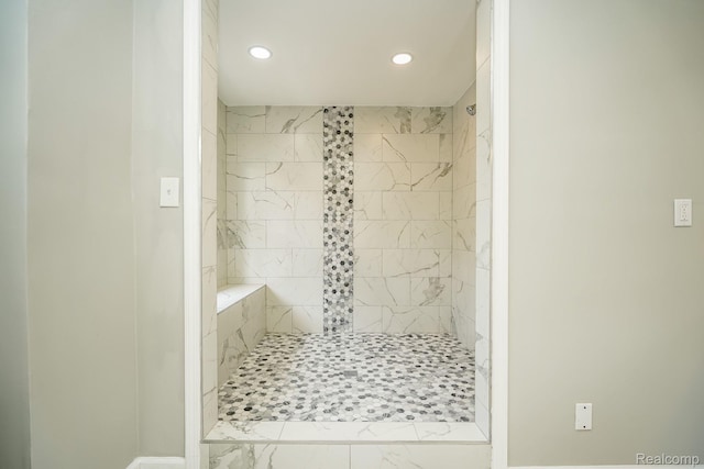 17344 Wisconsin St, Detroit, MI 48221 - bathroom featuring tiled shower, recessed lighting, and marble look tiles