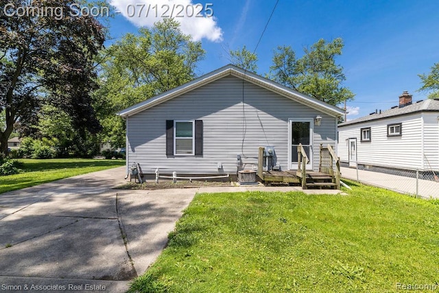 4995 Croissant St, Dearborn Heights, MI 48125 - photo 4