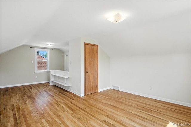 14888 Belmont Ave, Southgate, MI 48101 - bonus room featuring lofted ceiling and light wood-style flooring