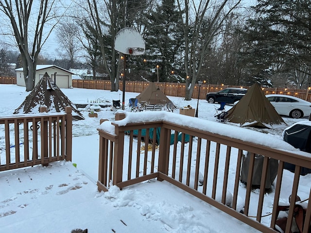 9950 Carpenter Rd, Milan, MI 48160 - view of snow covered deck