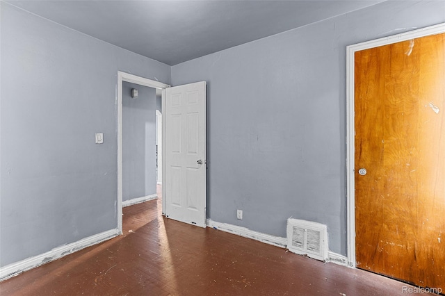 16934 Pembroke Ave, Detroit, MI 48235 - unfurnished room featuring wood finished floors