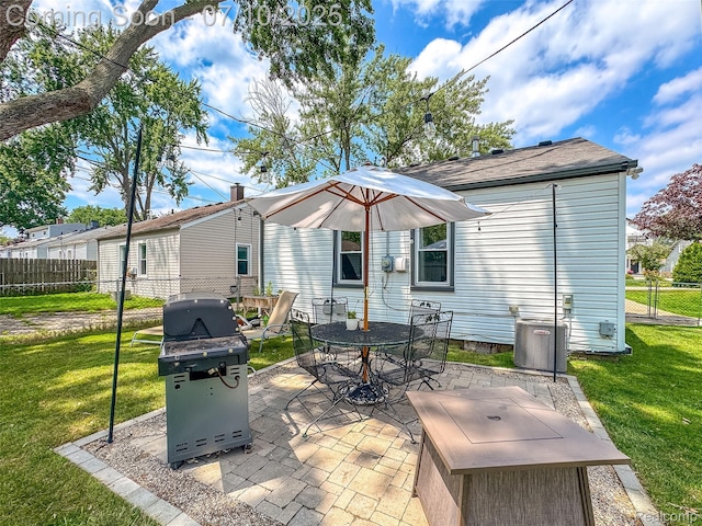 2216 Barrett Ave, Royal Oak, MI 48067 - view of patio / terrace with a grill and outdoor dining area