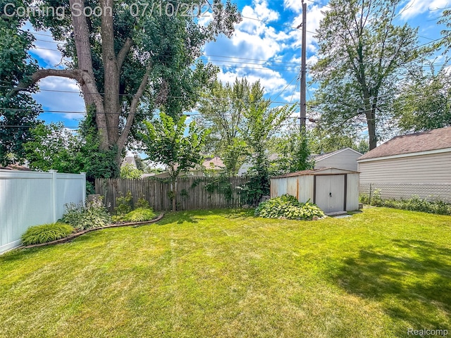 2216 Barrett Ave, Royal Oak, MI 48067 - fenced backyard with a storage unit